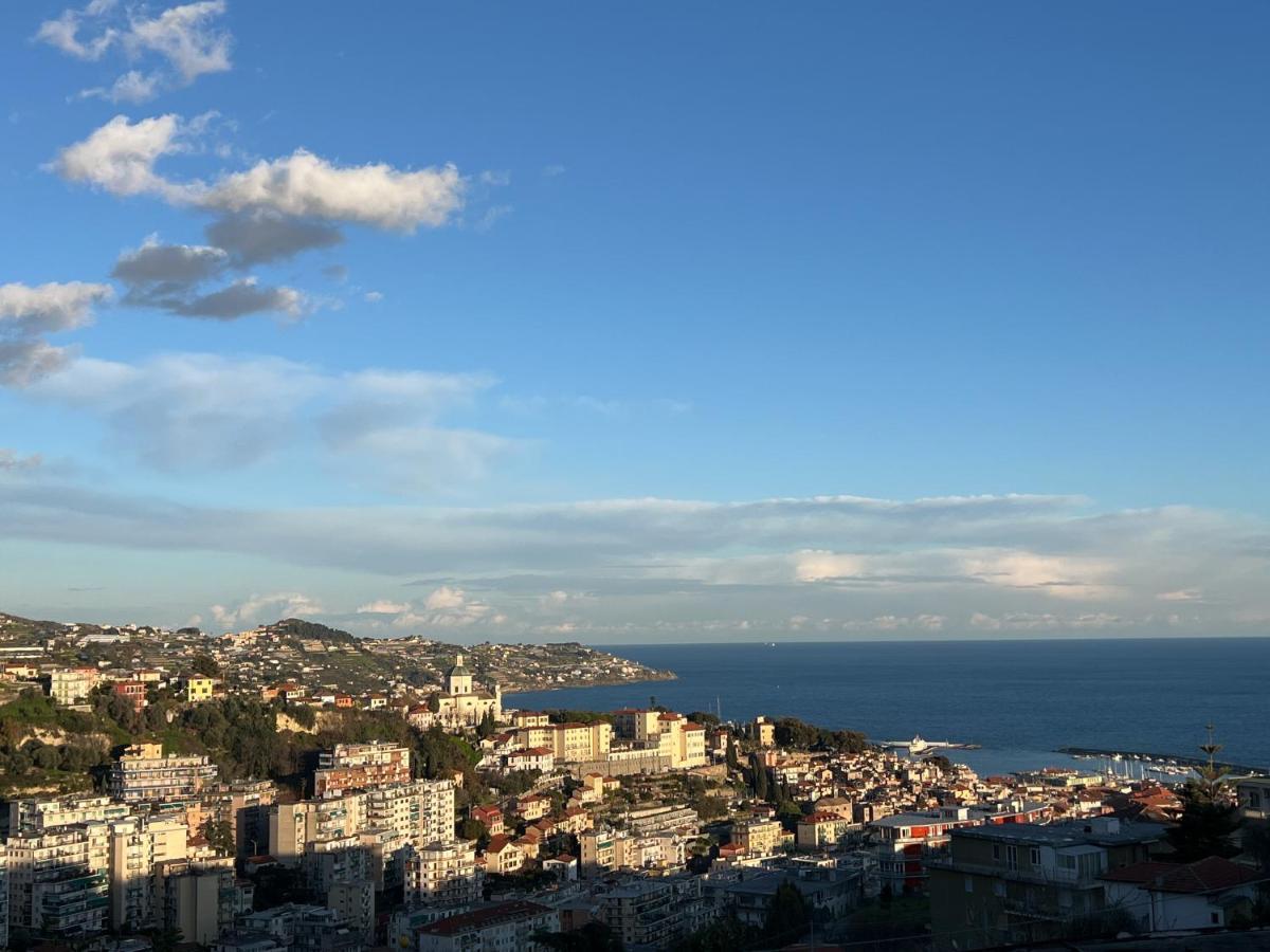 Appartamento In Collina Vista Mare Sanremo Exterior photo