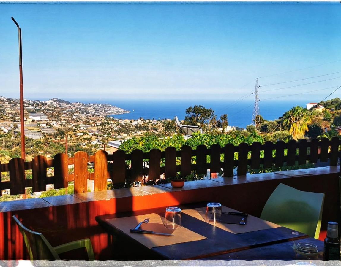 Appartamento In Collina Vista Mare Sanremo Exterior photo
